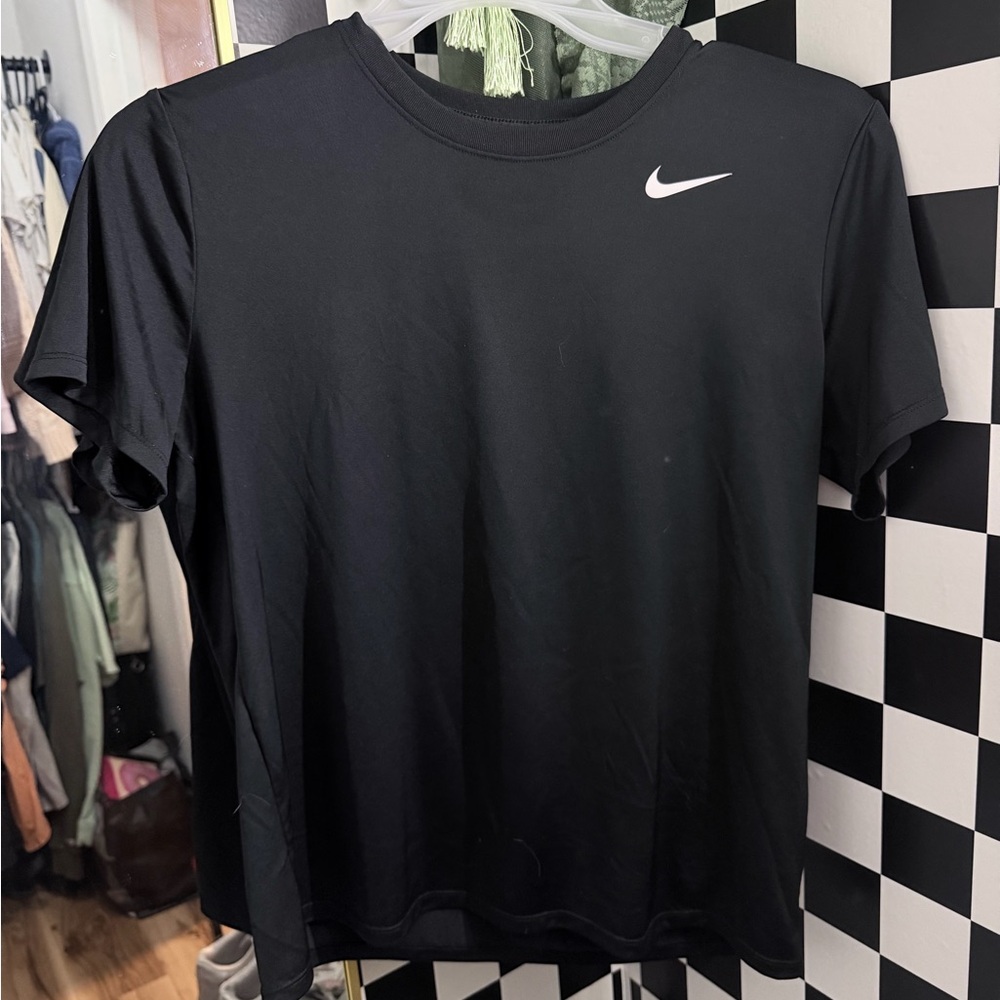 Nike Men's Black Short Sleeve Tee